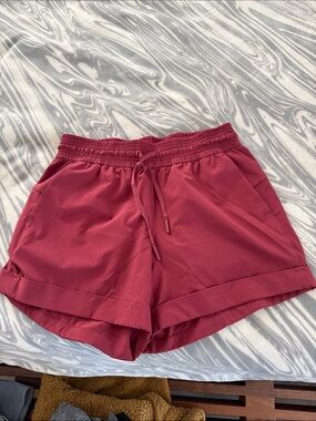 Lululemon Women's Elastic Waist Drawstring Shorts in Deep Rose